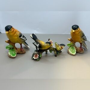 Set - 3 Ceramic Goldfinch Figurine statues - Vintage